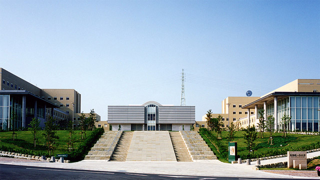 県立長崎シーボルト大学 